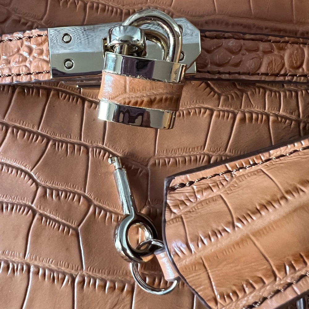 PRELOVED LEATHER ROPE HANDBAG - Picture 13 of 16